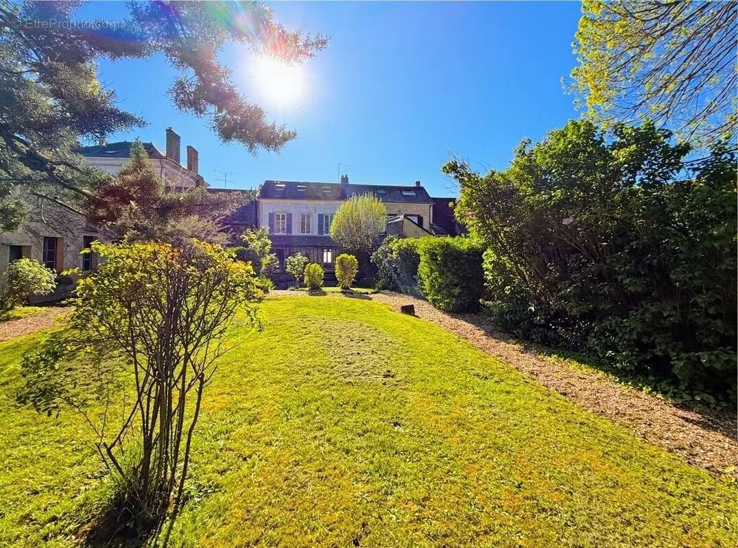 Maison à PACY-SUR-EURE