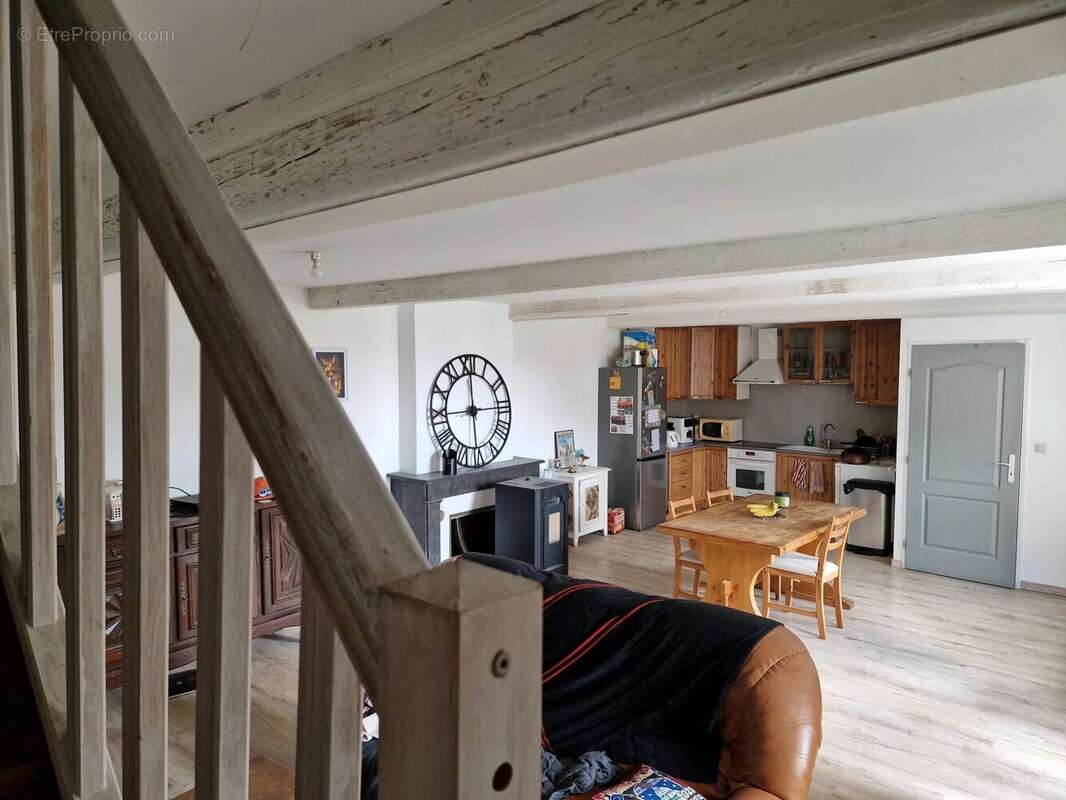 Maison à BELLEVILLE