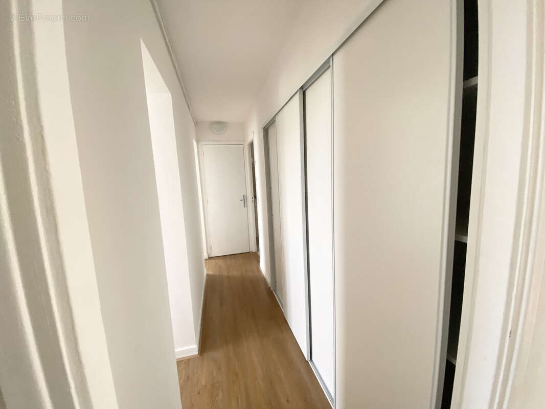 Appartement à LE RAINCY