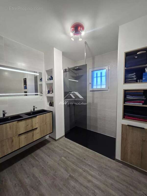 Maison à SAINT-CHRISTOL-LES-ALES