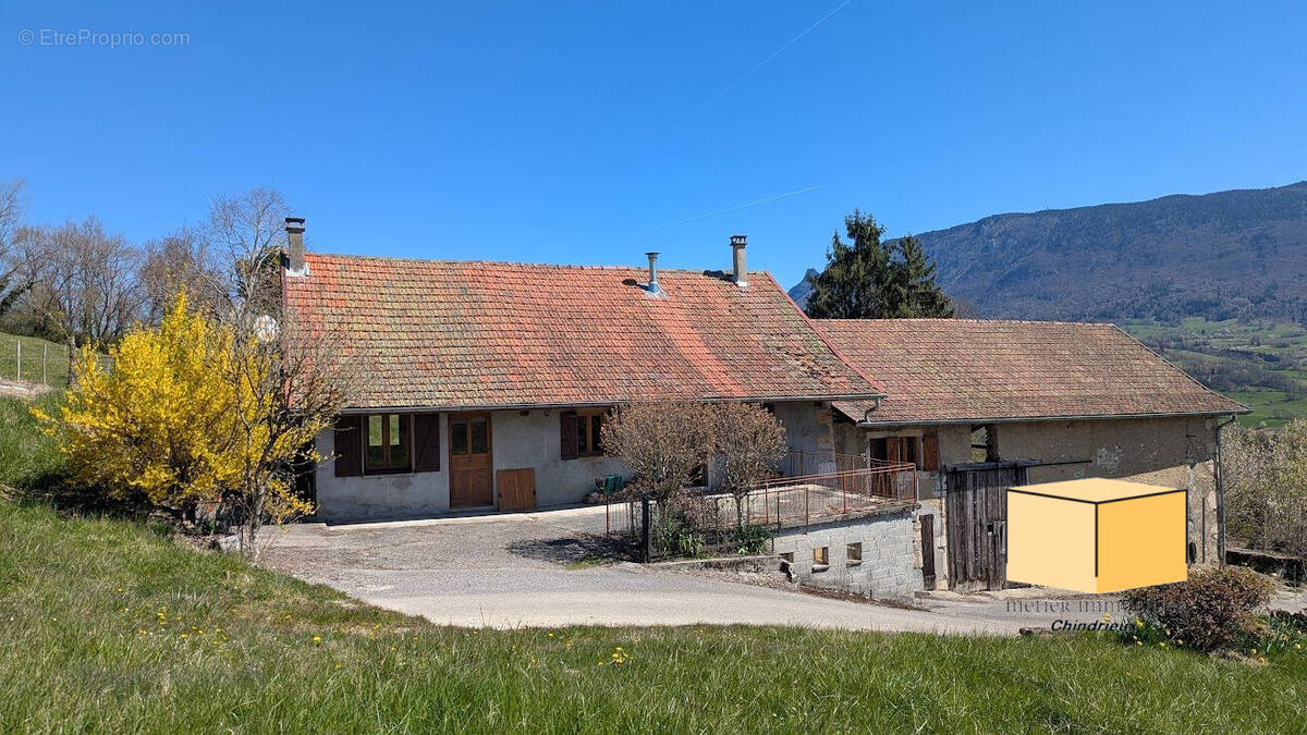 Maison à LOISIEUX