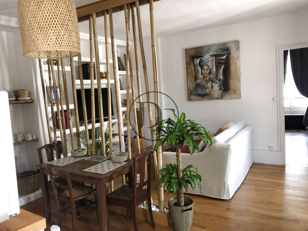 Appartement à FONTAINEBLEAU