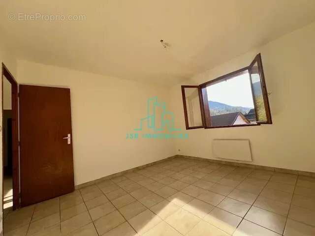 Appartement à PONTCHARRA