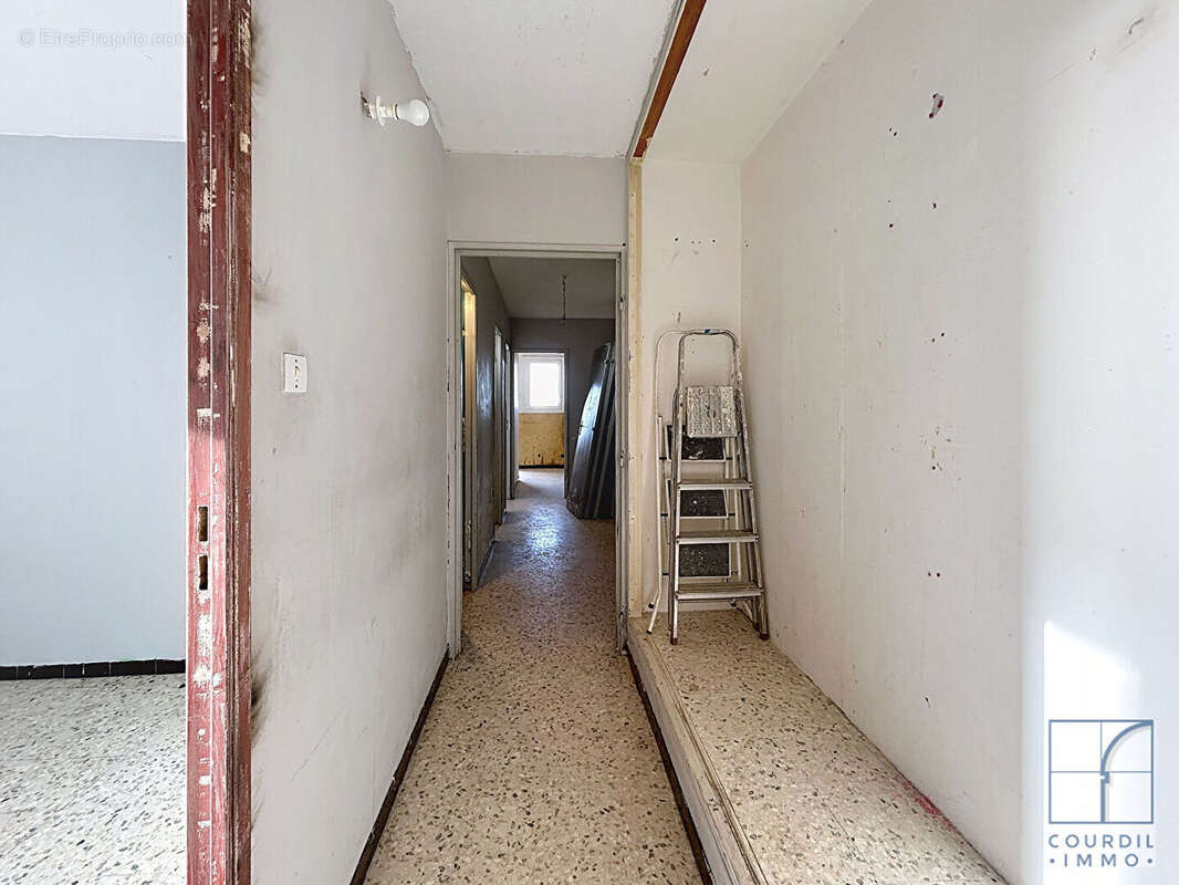 Appartement à NIMES