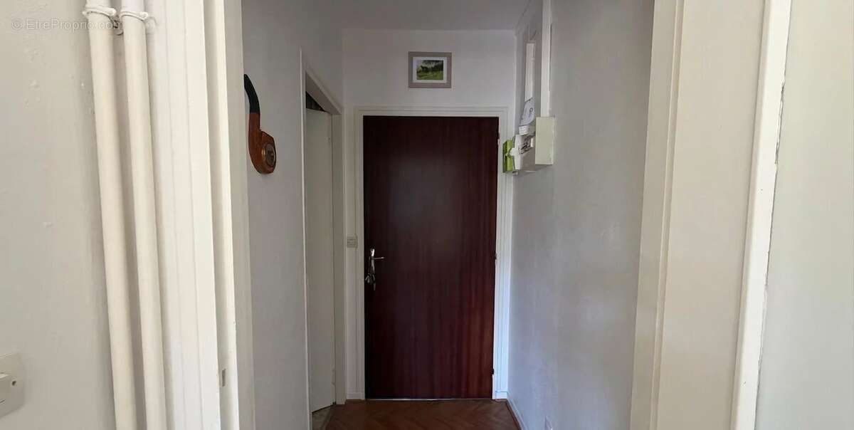 Appartement à VALLAURIS