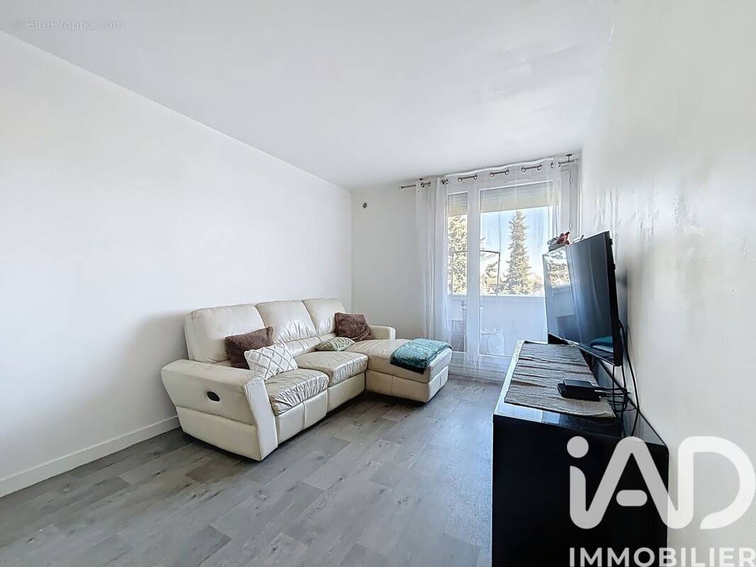 Photo 1 - Appartement à PONTAULT-COMBAULT
