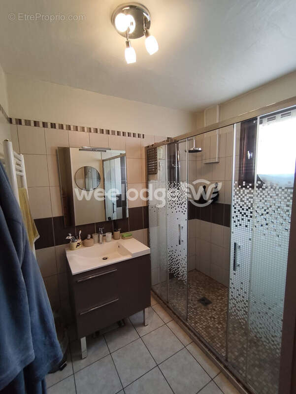 Maison à SAINT-REMY-SUR-AVRE