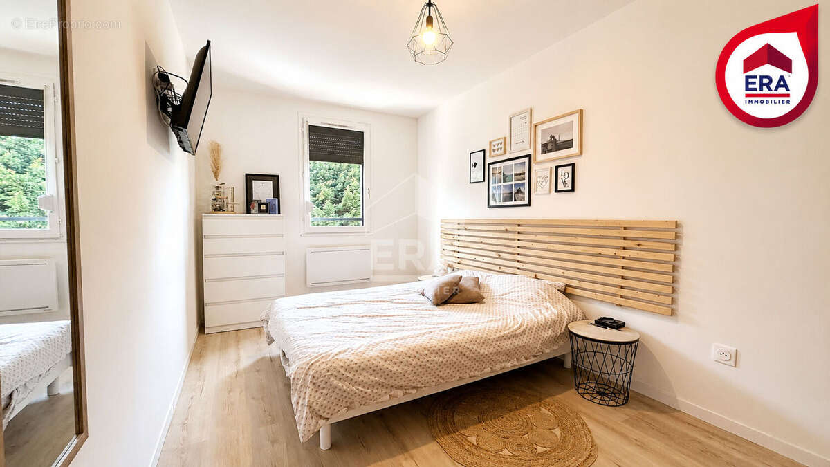 Maison rénovée à vendre à Longuenesse - 3 chambres, jardin et terrasse - photo 5