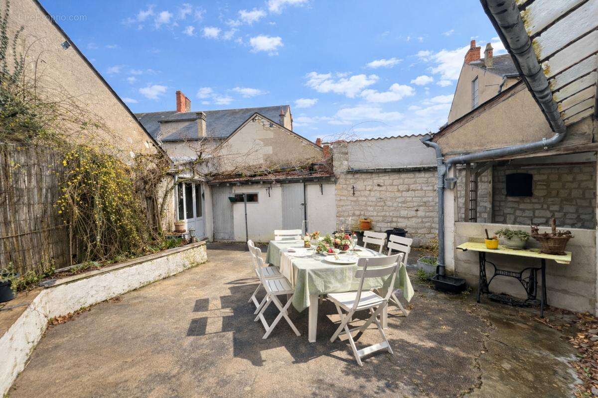 Maison à VALENCAY