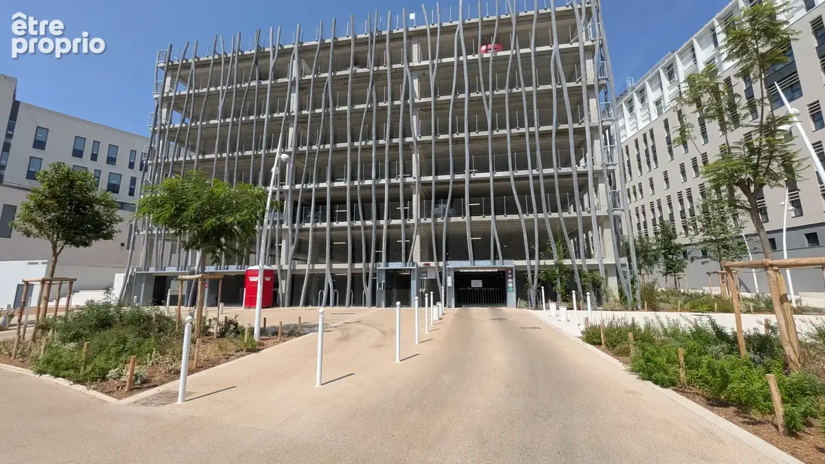 Parking à TOULON