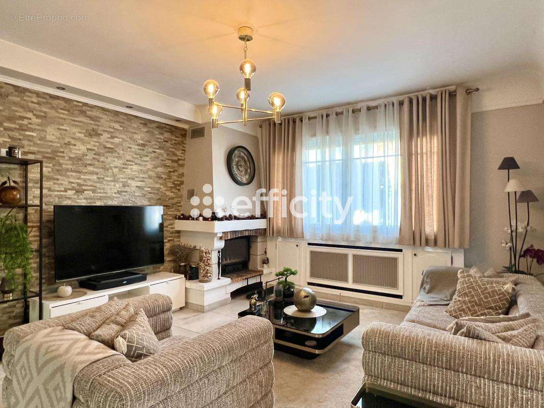 Maison à SAINT-PRIX