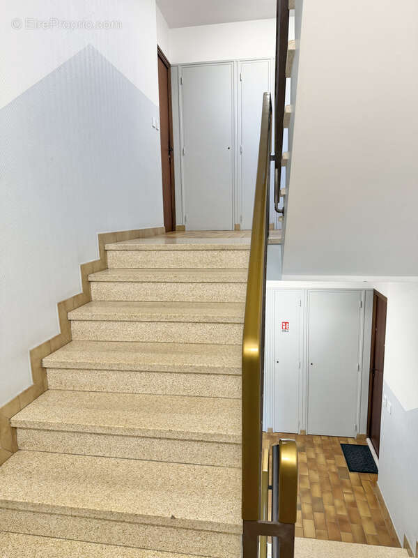 Appartement à GILLY-SUR-ISERE