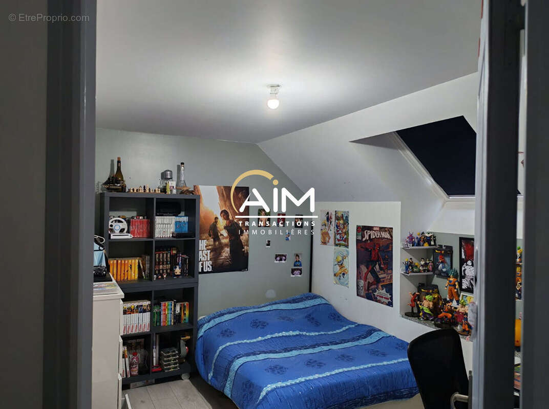 Maison à SAINT-DENIS-LES-PONTS