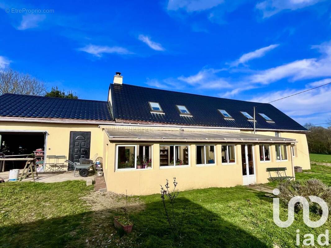 Photo 1 - Maison à GRACE-UZEL