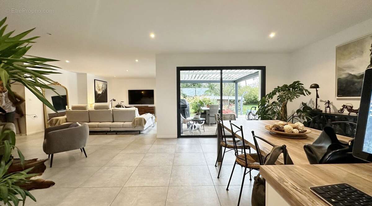 Maison à PEYREHORADE