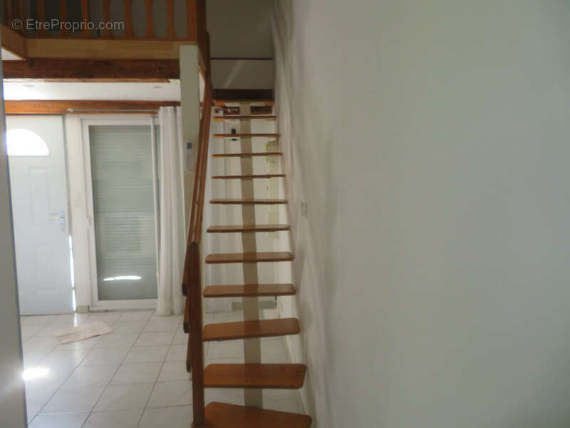 Appartement à LE CHAFFAUT-SAINT-JURSON