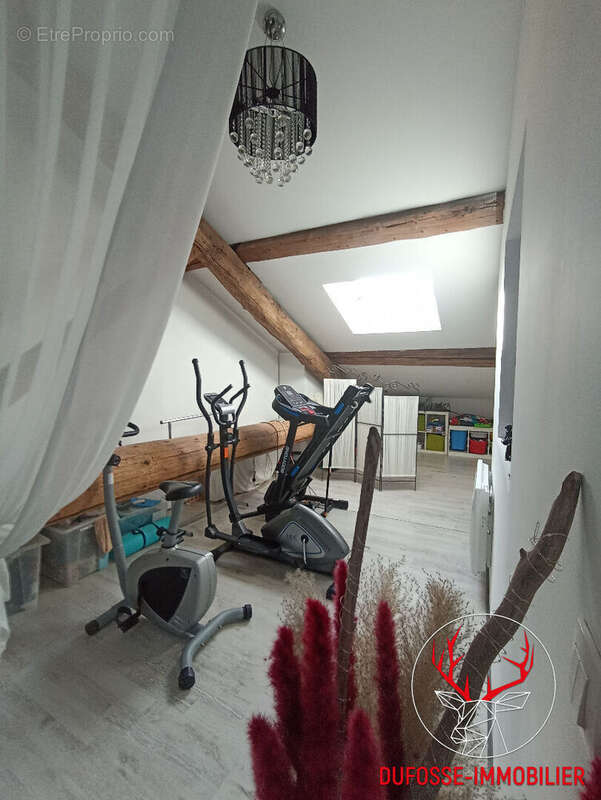Maison " style loft "  265 m²  St paul en jarez  42740 - photo 16