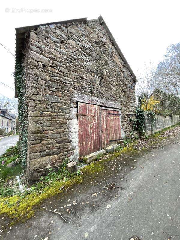 Maison à SAINT-PIERRE-DE-PLESGUEN