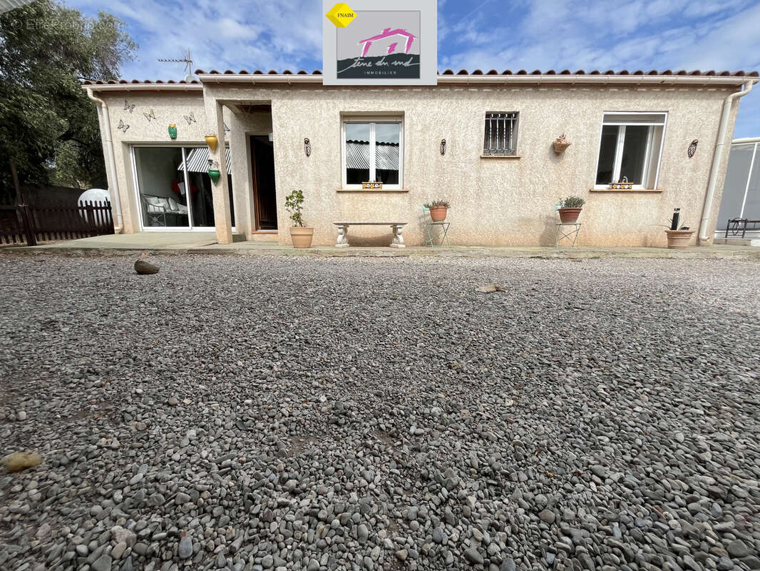 Maison à MOUX