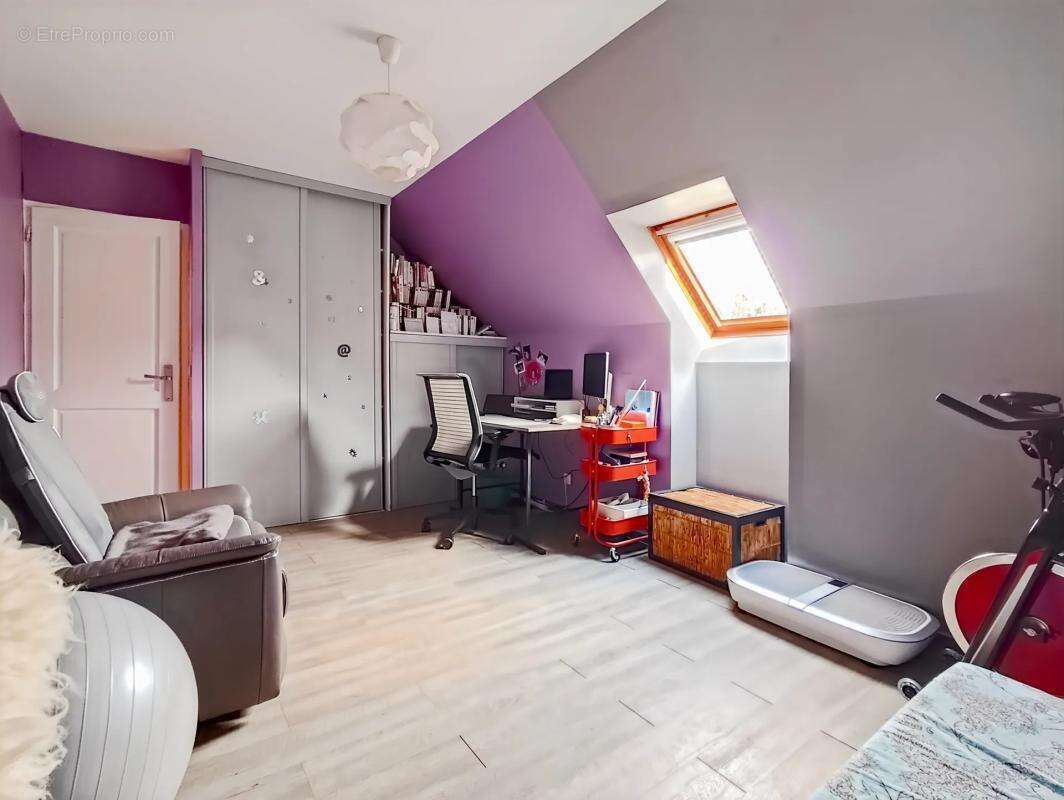 Maison à VERNEUIL-SUR-SEINE