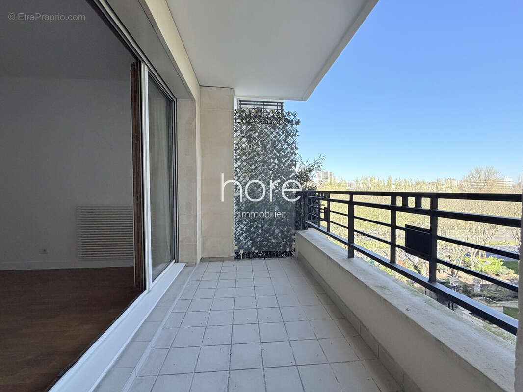 Appartement à LEVALLOIS-PERRET