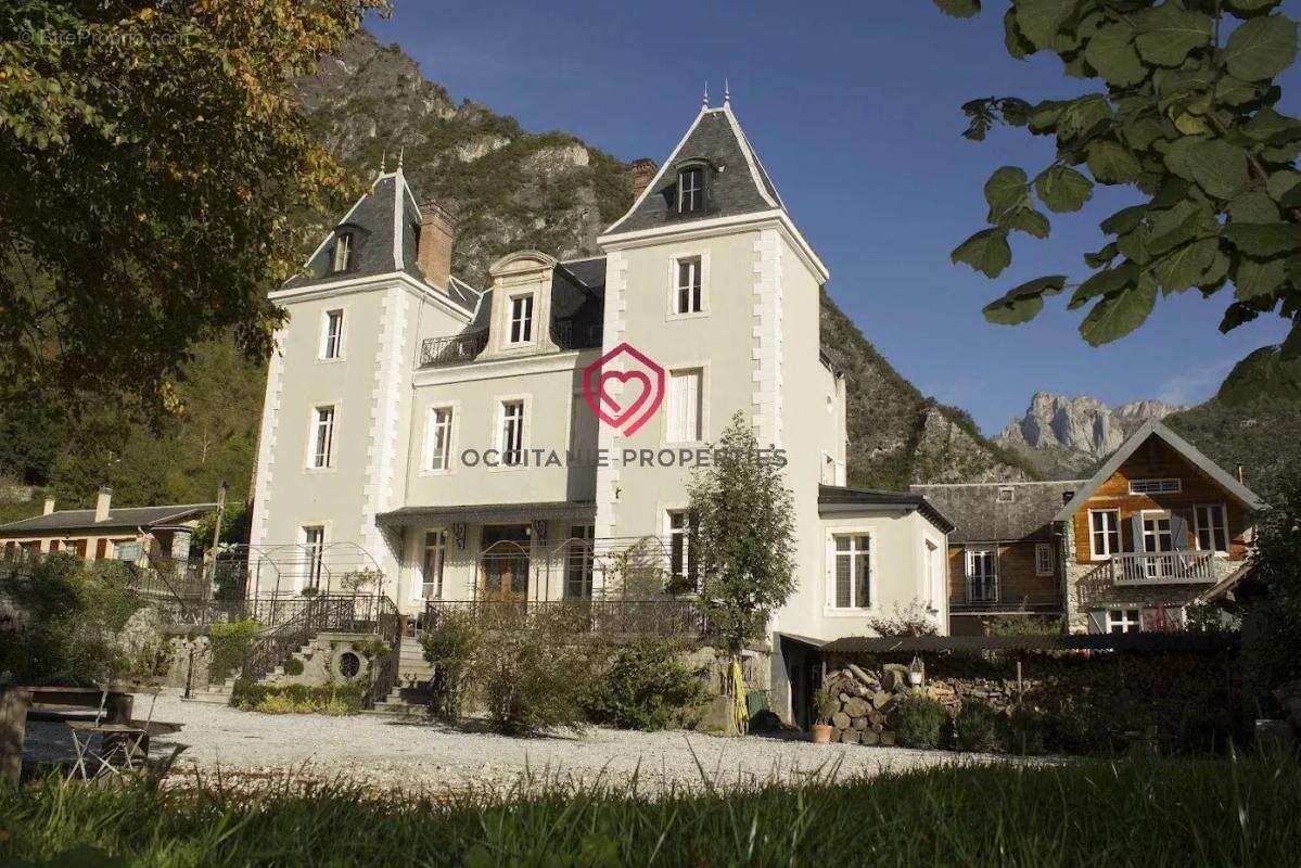 Maison à SAINT-BEAT