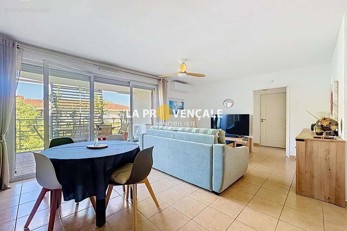 Appartement 44 m² à Trets  - photo 3