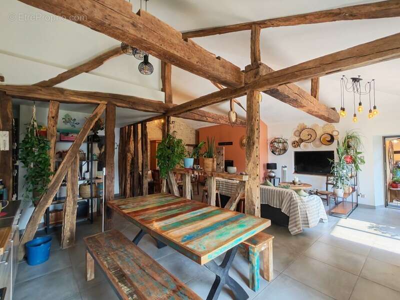 Ancien hameau de caractère sur 1,4 hectare – Un véritable havre de paix en pleine nature - photo 4
