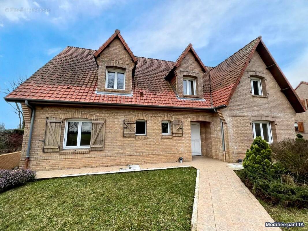 Maison à AWOINGT
