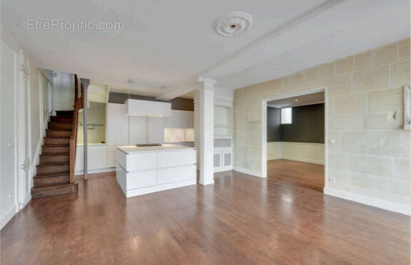 Maison à NEUILLY-SUR-SEINE