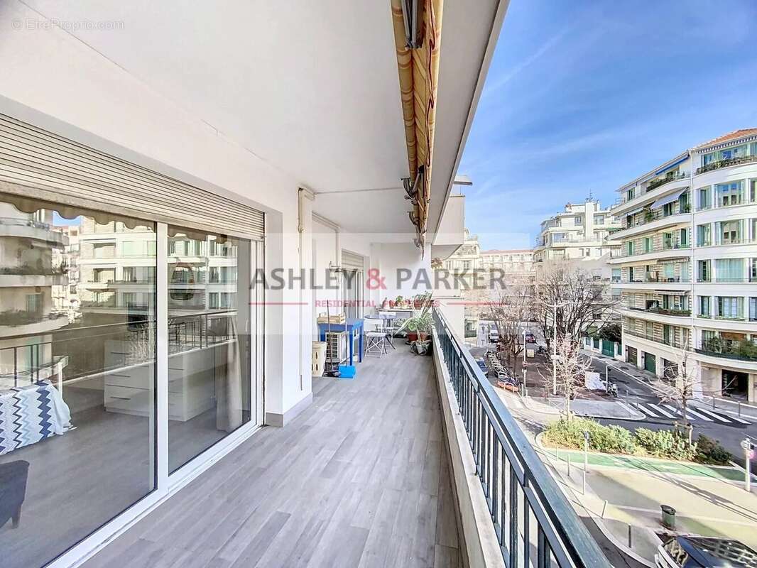 Appartement à NICE