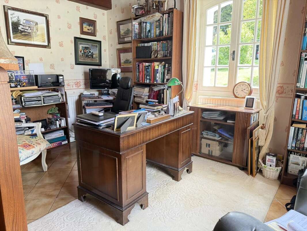 Maison à CHARMANT