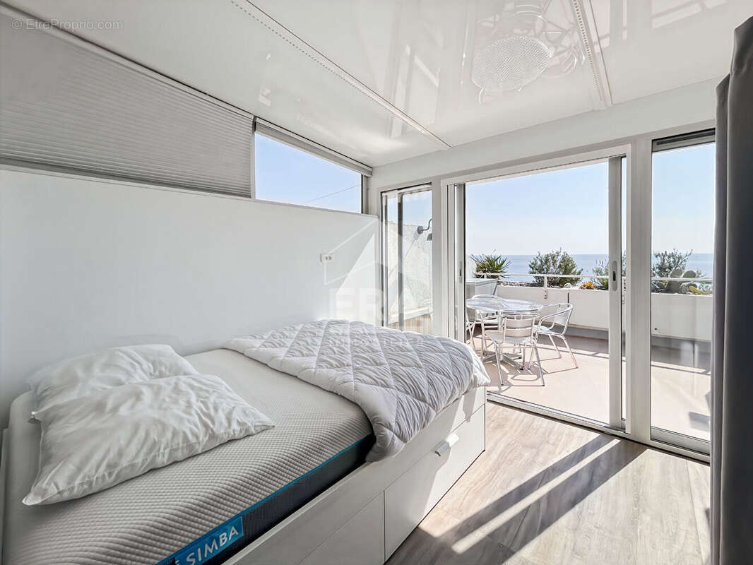 Appartement à CARRY-LE-ROUET