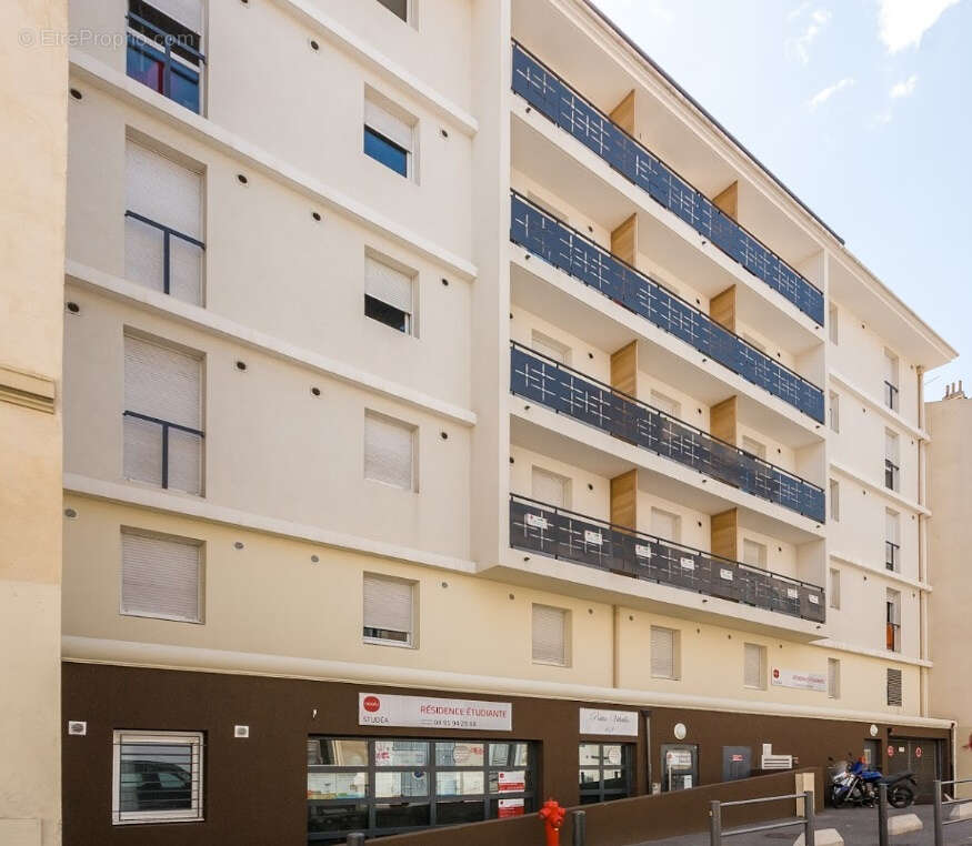 Appartement à MARSEILLE-5E