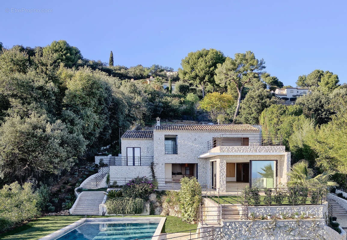 Maison à LA COLLE-SUR-LOUP