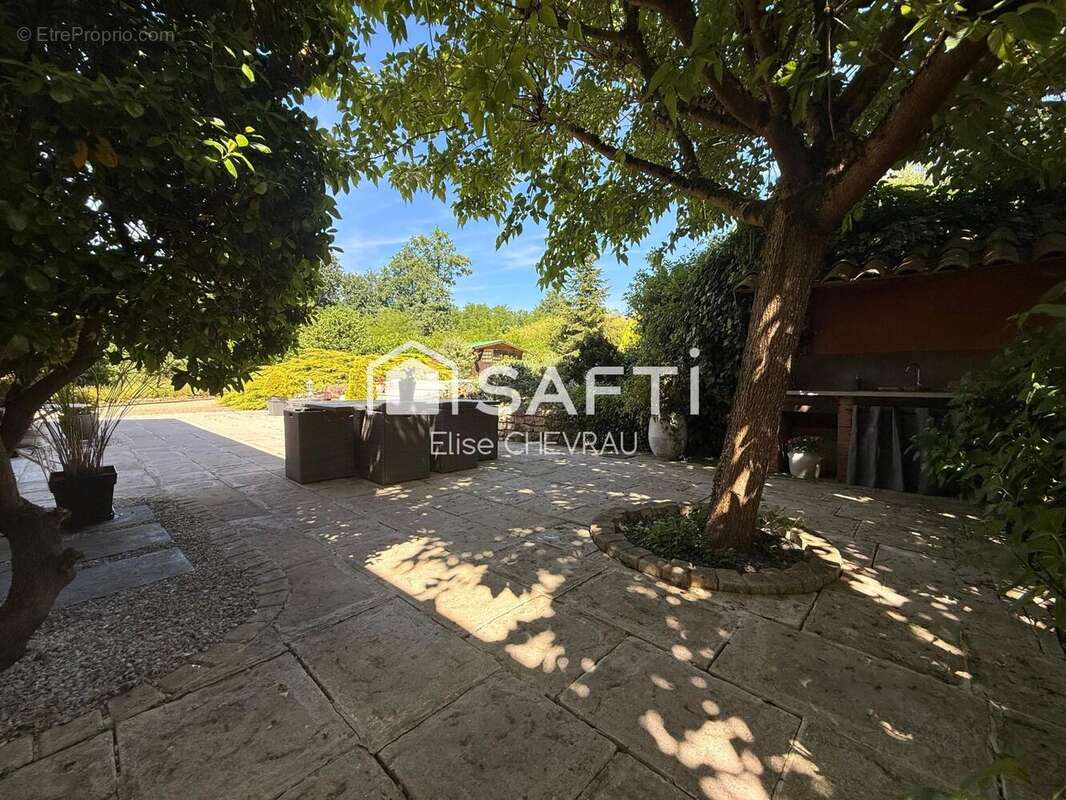 Maison 165 m² à Reyssouze  - photo 3