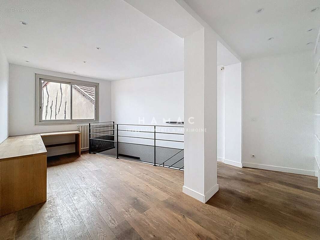 Appartement à LYON-9E