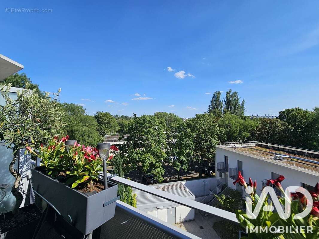 Photo 5 - Appartement à LA COURNEUVE