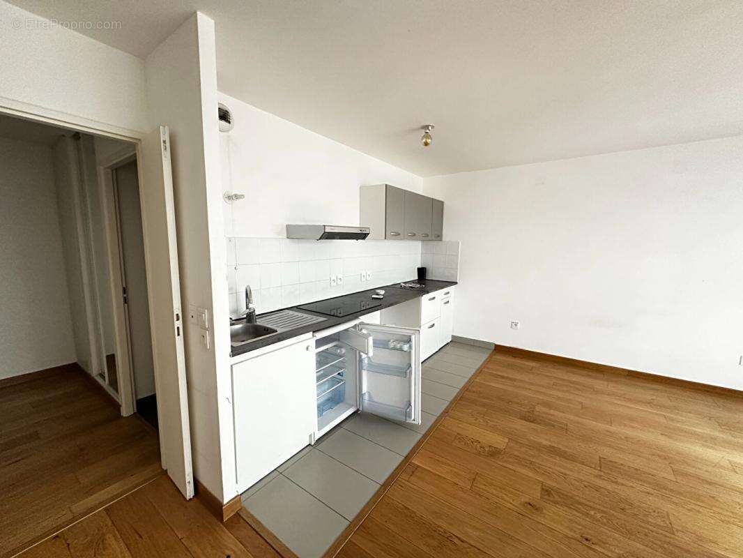 Appartement à PARIS-19E