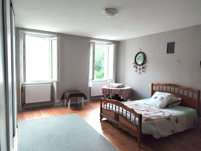 Maison à LOUZAC-SAINT-ANDRE