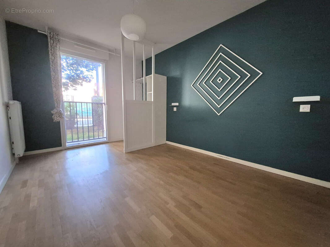 Appartement à THIAIS