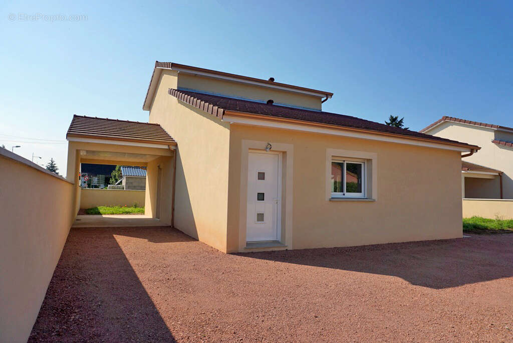 Maison à PARAY-LE-MONIAL