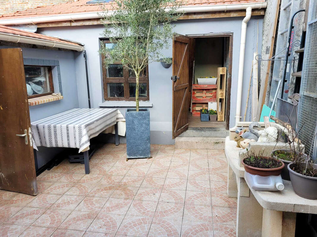 Maison à SAINT-SAUVEUR