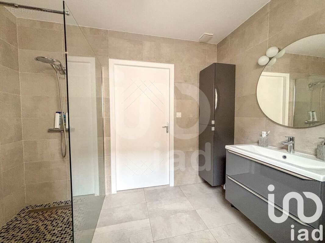 Maison 139 m² à Montlucon  - photo 9