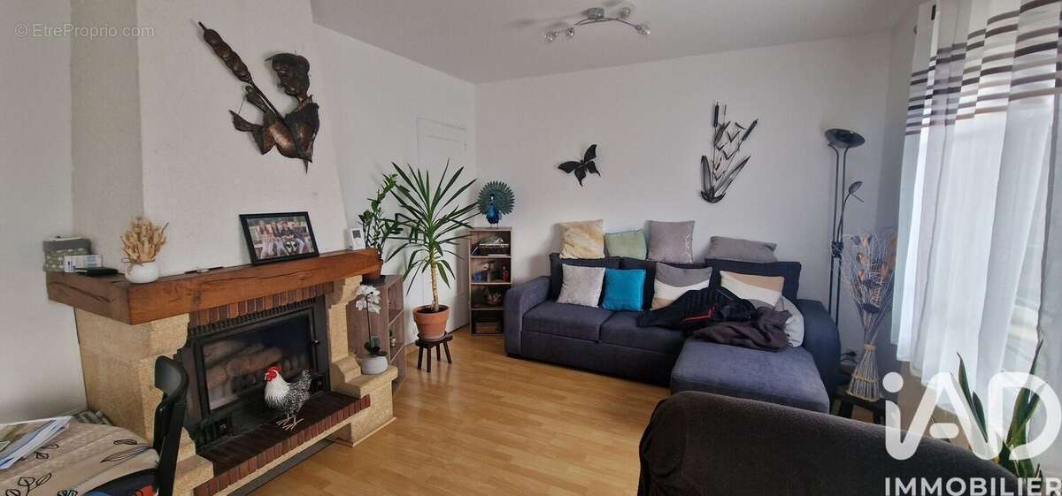 Photo 2 - Maison à ANCY-LE-FRANC