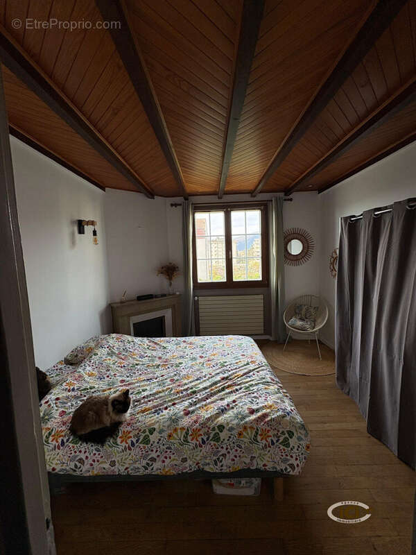 Appartement à VILLE-LA-GRAND