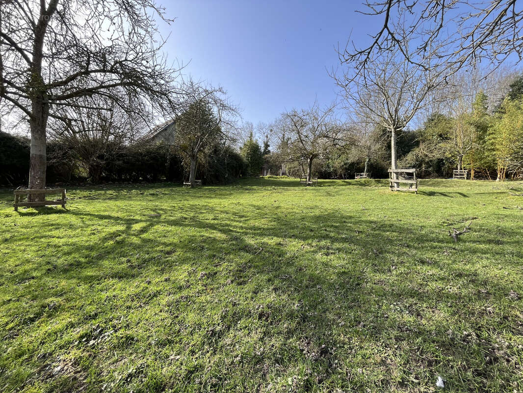 Terrain à HONFLEUR