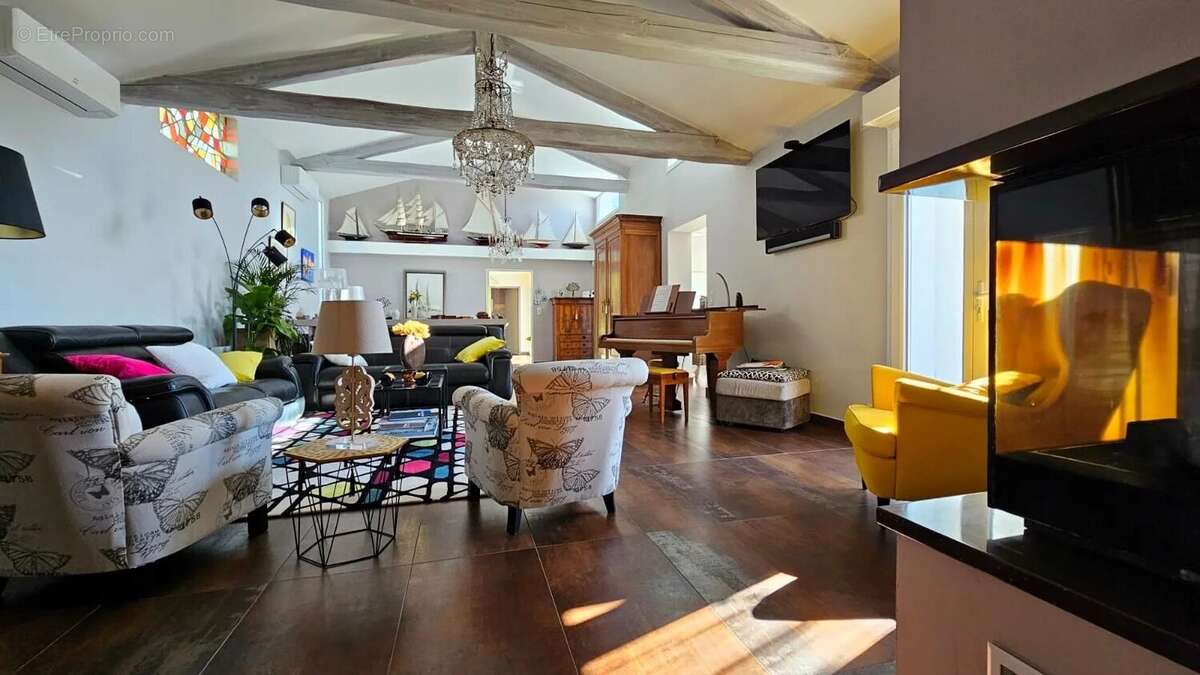 Maison à VAUX-SUR-MER