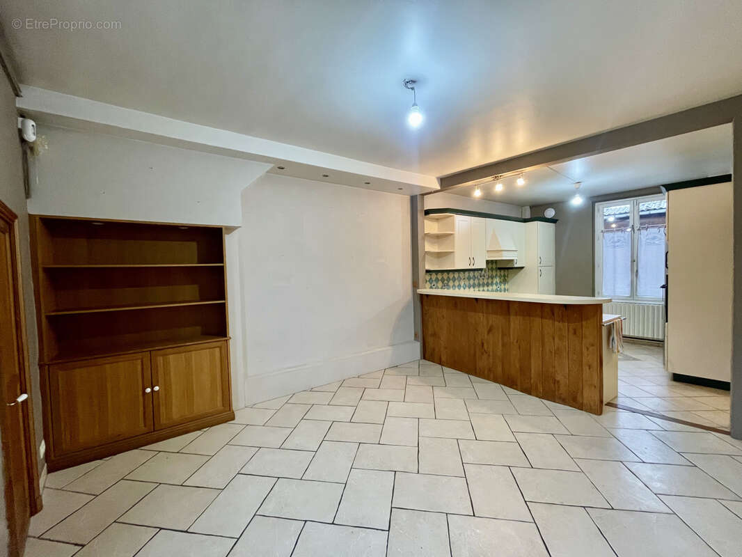 Maison à NEUILLY-EN-THELLE