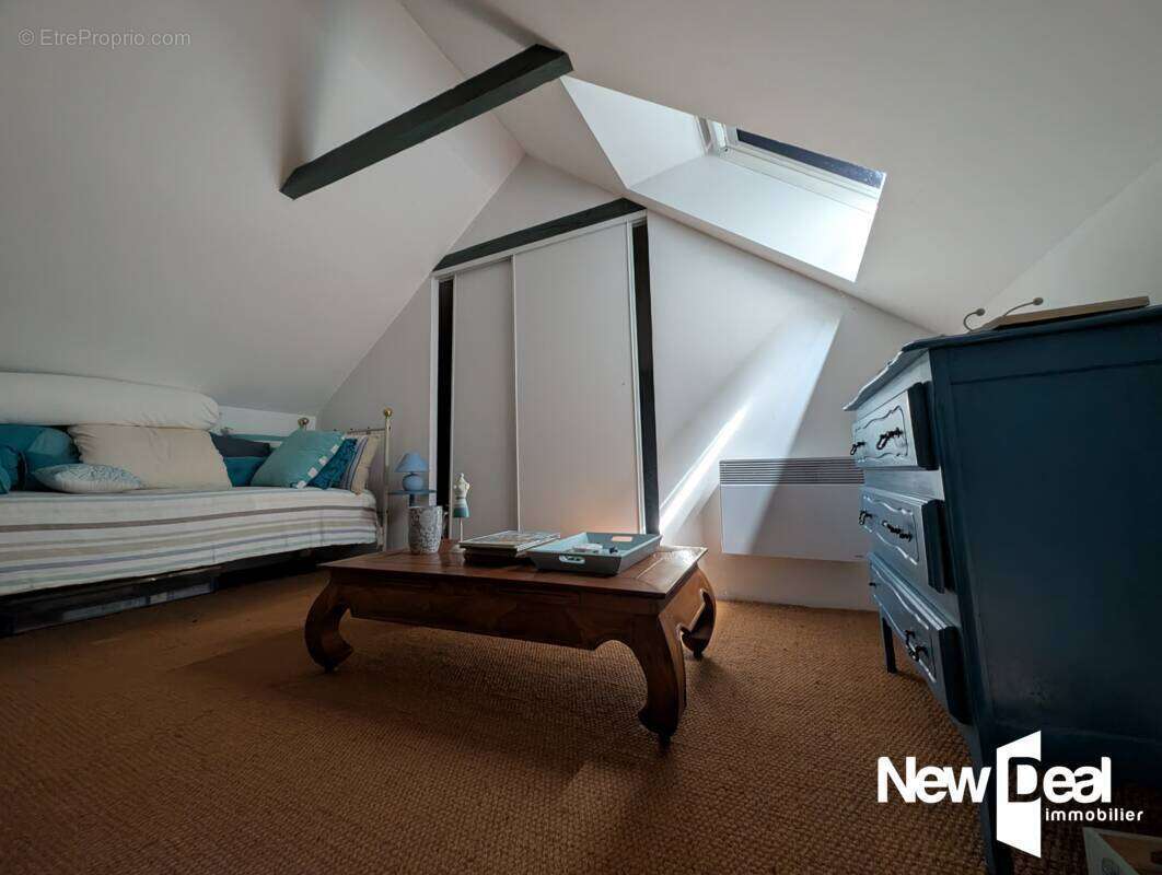 Maison à SERVIERES-LE-CHATEAU